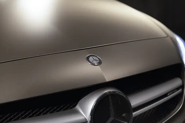 Omega Skinz OS-619 Dark Robot 1,52x20m 